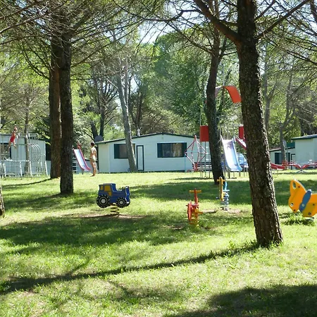 And Mobilehomes In Grado 38490 Tatil parkı