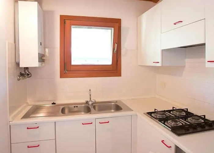 And Mobilehomes In Grado 38490 База відпочинку *