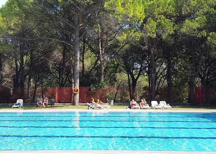 And Mobilehomes In Grado 38490 Holiday park